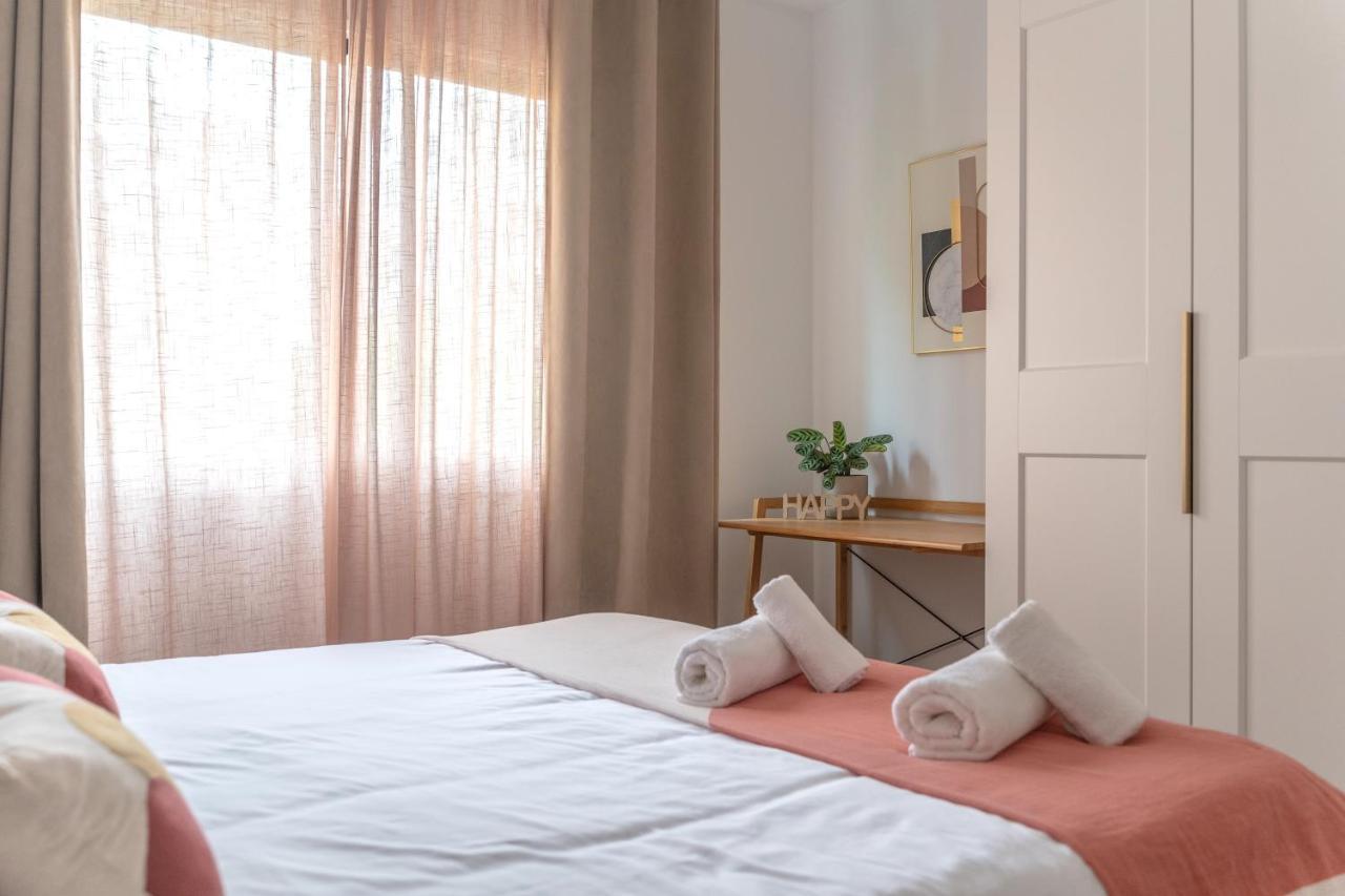 Soler Apartments Sant Adria de Besos Dış mekan fotoğraf