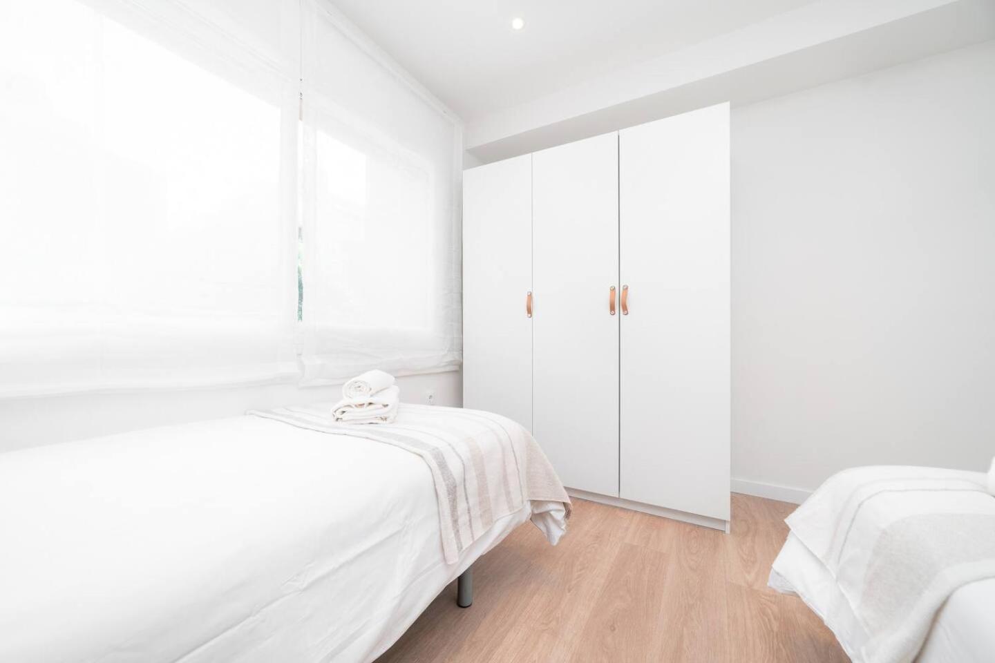 Soler Apartments Sant Adria de Besos Dış mekan fotoğraf