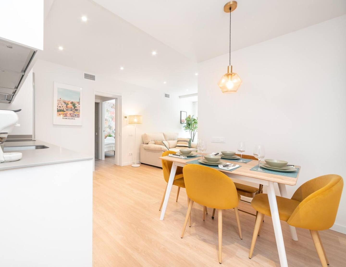 Soler Apartments Sant Adria de Besos Dış mekan fotoğraf