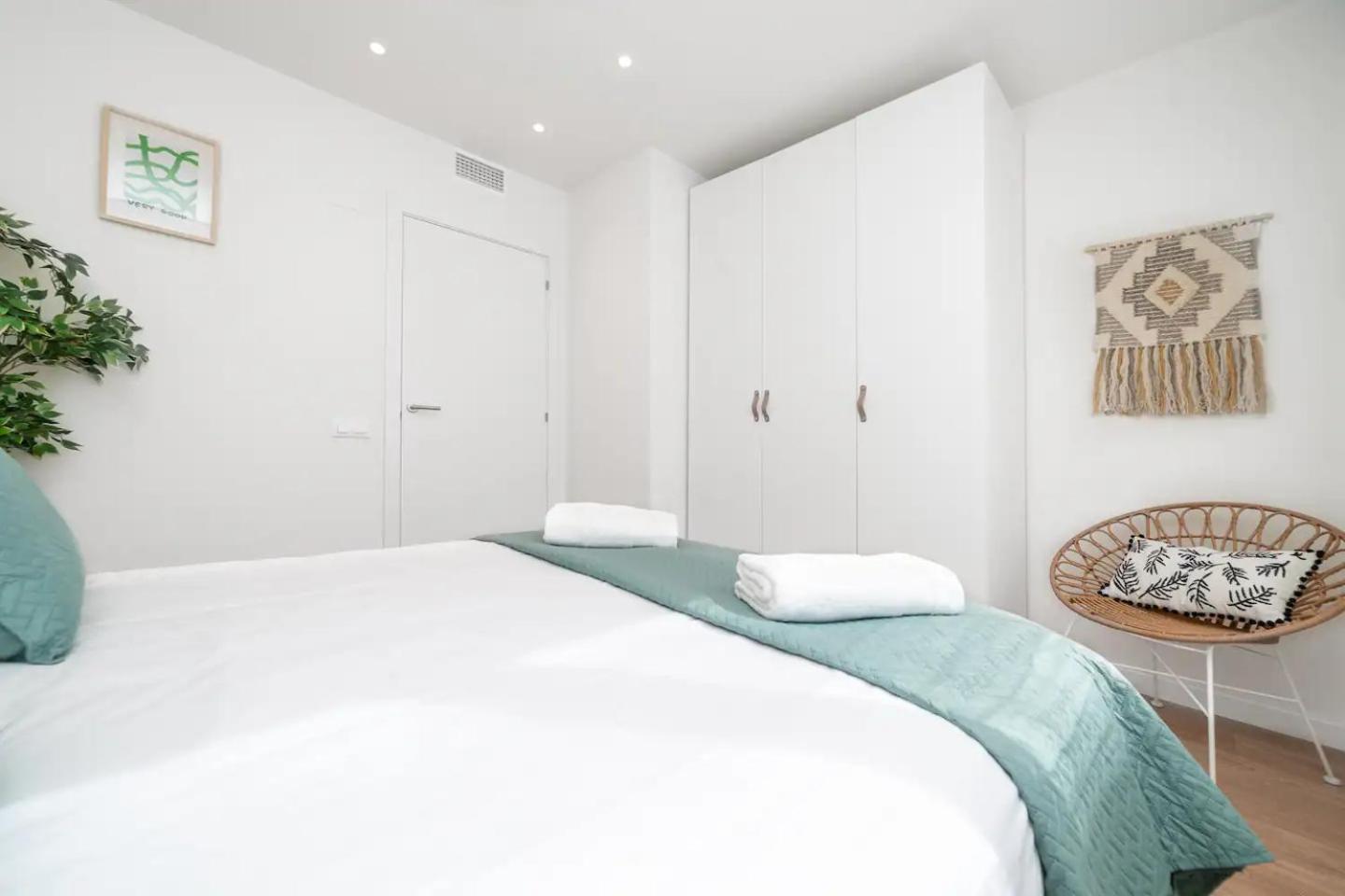 Soler Apartments Sant Adria de Besos Dış mekan fotoğraf